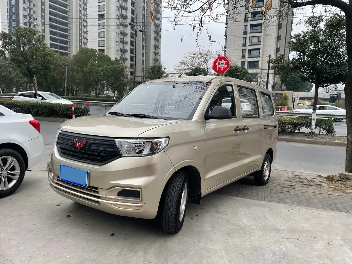 2022 JinBei Little Sea Lion X30 1.5L 102HP L4 5MT,autocango,china used car exporter,china ev exporter,chinese used car exporter,chinese used ev exporter
