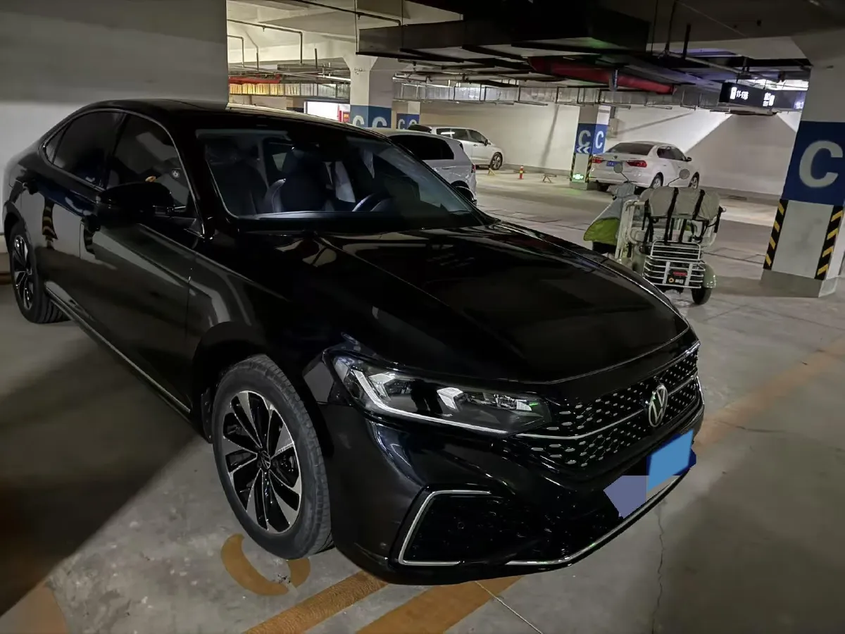 2022 Skoda Kodiak GT 2.0T 186HP L4 7DCT,autocango,china used car exporter,china ev exporter,chinese used car exporter,chinese used ev exporter