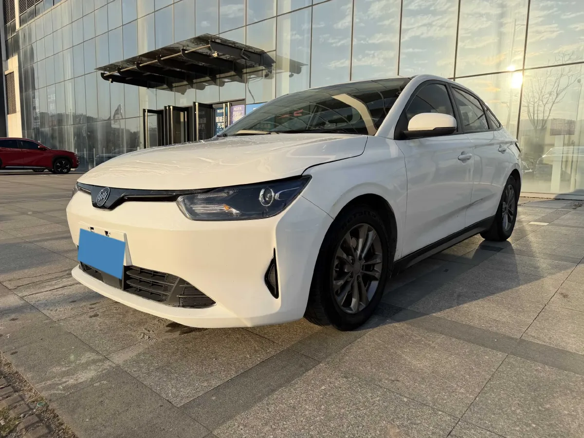 2021 Weltmeister E.5 BEV 49.92KWH,autocango,china used car exporter,china ev exporter,chinese used car exporter,chinese used ev exporter
