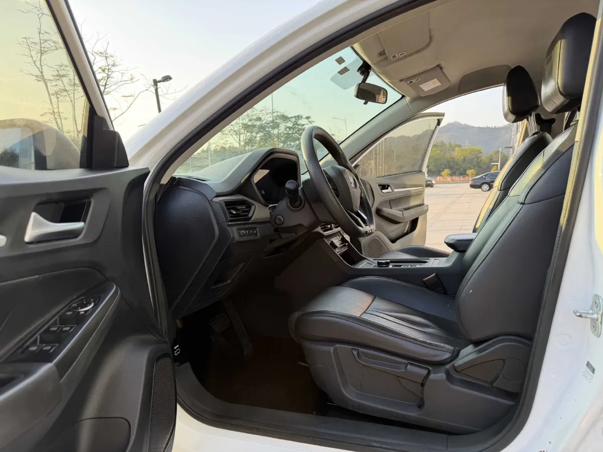 2021 Weltmeister E.5 BEV 49.92KWH,autocango,china used car exporter,china ev exporter,chinese used car exporter,chinese used ev exporter