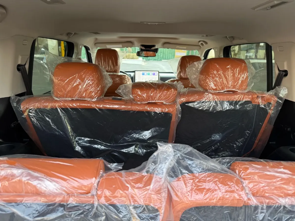 2025 Haval H9 2.4T 186HP L4 9AT,autocango,china used car exporter,china ev exporter,chinese used car exporter,chinese used ev exporter