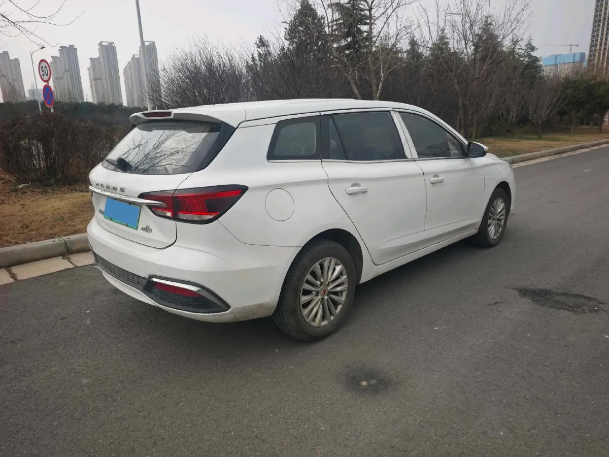 2019 Roewe i6 1.5T 169HP L4 7DCT,autocango,china used car exporter,china ev exporter,chinese used car exporter,chinese used ev exporter