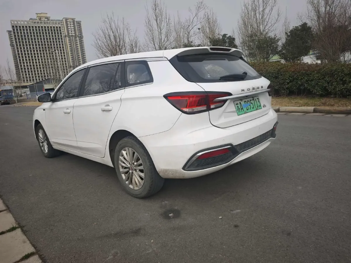 2019 Roewe i6 1.5T 169HP L4 7DCT,autocango,china used car exporter,china ev exporter,chinese used car exporter,chinese used ev exporter