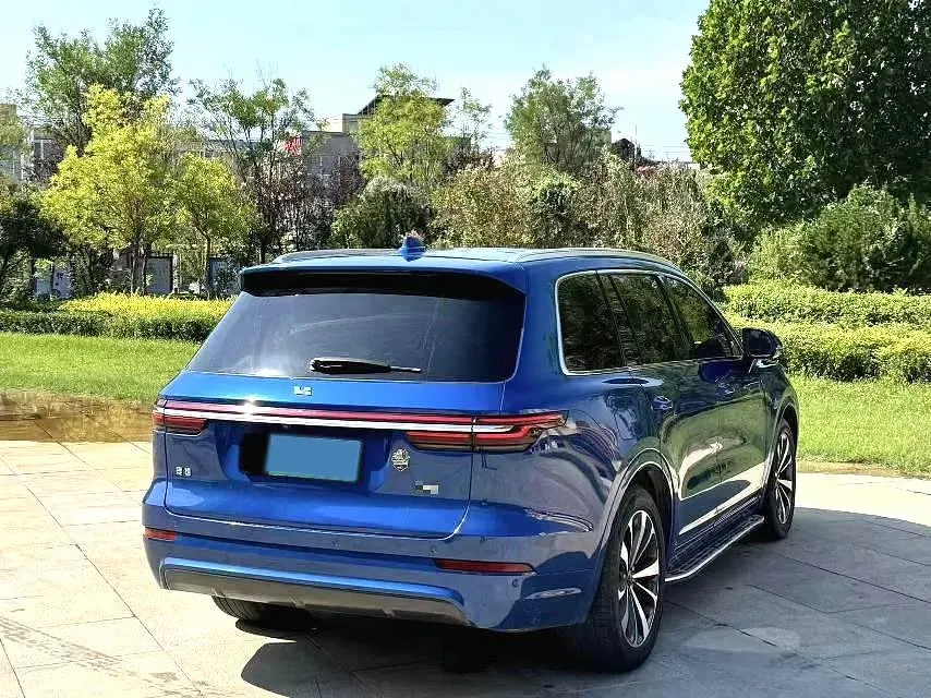 2020 Li ONE Range Extended 131HP REEV 40.5KWH,autocango,china used car exporter,china ev exporter,chinese used car exporter,chinese used ev exporter