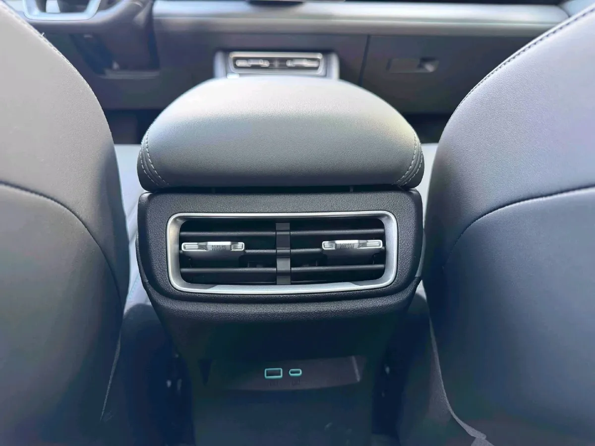 2025 BYD QinL BEV,autocango,china used car exporter,china ev exporter,chinese used car exporter,chinese used ev exporter