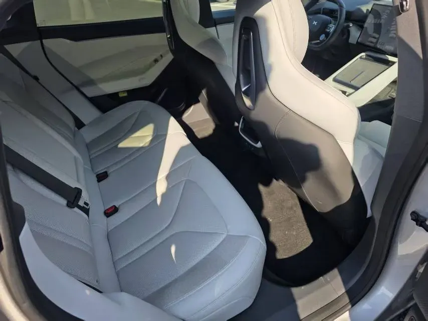 2025 Xpeng P7 BEV,autocango,china used car exporter,china ev exporter,chinese used car exporter,chinese used ev exporter