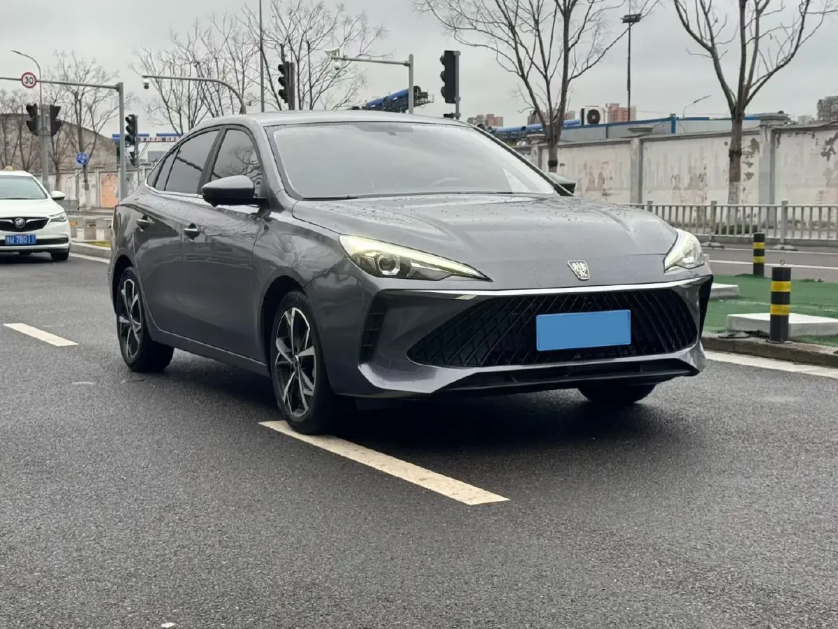 2023 Roewe i5 1.5L 129HP L4 CVT,autocango,china used car exporter,china ev exporter,chinese used car exporter,chinese used ev exporter