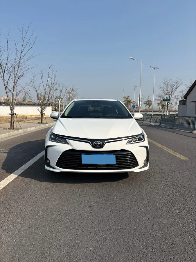 2019 Toyota Corolla 1.2T 116HP L4 CVT,autocango,china used car exporter,china ev exporter,chinese used car exporter,chinese used ev exporter
