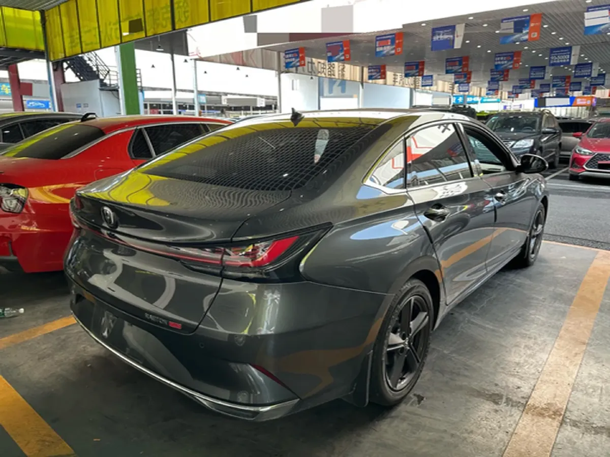 2023 ChangAn Raeton Plus 1.5T 188HP L4 7DCT,autocango,china used car exporter,china ev exporter,chinese used car exporter,chinese used ev exporter