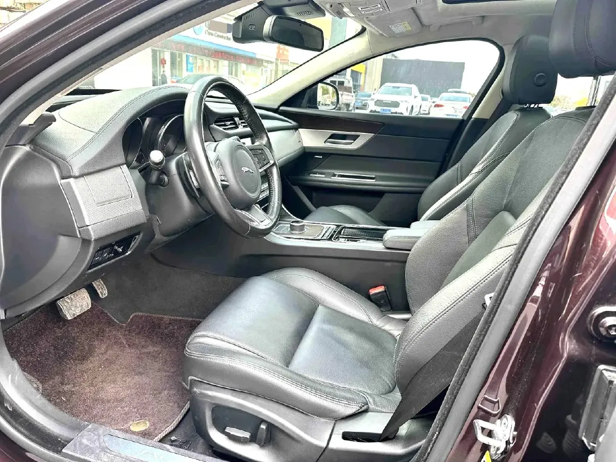 2018 Jaguar XFL 2.0T 200HP L4 8AT,autocango,china used car exporter,china ev exporter,chinese used car exporter,chinese used ev exporter