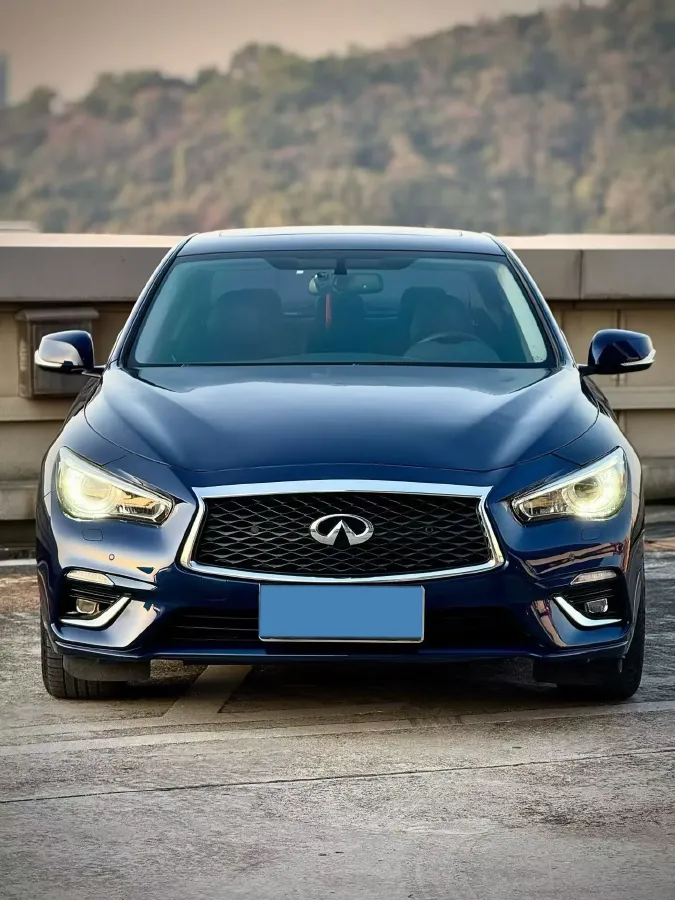 2016 Infiniti Q50L 2.0T 211HP L4 7AT,autocango,china used car exporter,china ev exporter,chinese used car exporter,chinese used ev exporter