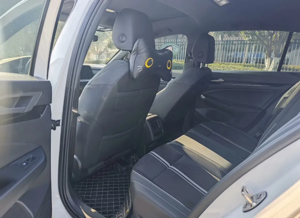 2023 Volkswagen Golf 1.4T 150HP L4 7DCT,autocango,china used car exporter,china ev exporter,chinese used car exporter,chinese used ev exporter