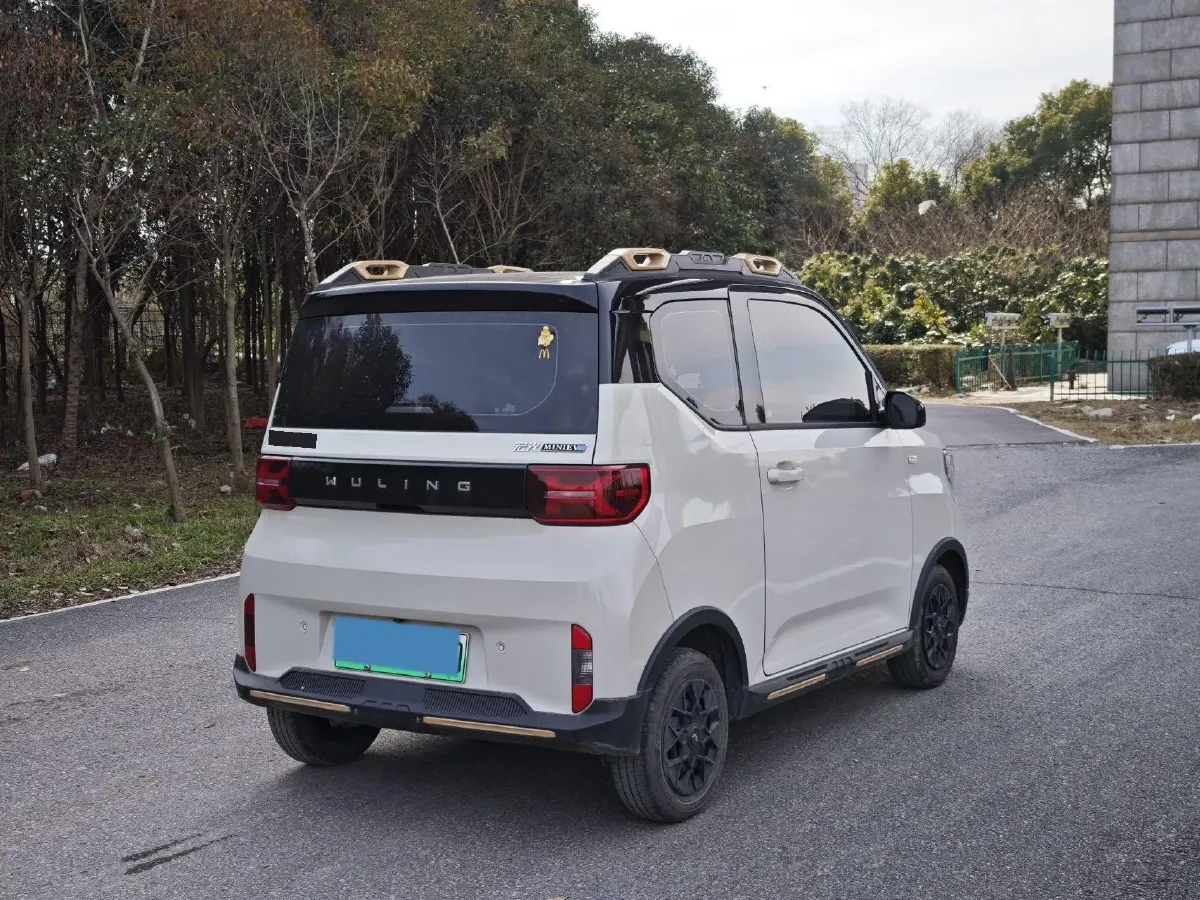 2022 WuLing HongGuang MINI EV BEV 17.3KWH,autocango,china used car exporter,china ev exporter,chinese used car exporter,chinese used ev exporter