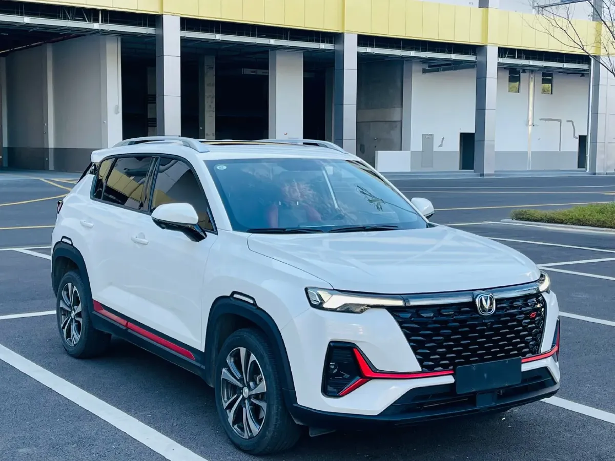2023 ChangAn CS35 Plus 1.4T 160HP L4 7DCT,autocango,china used car exporter,china ev exporter,chinese used car exporter,chinese used ev exporter