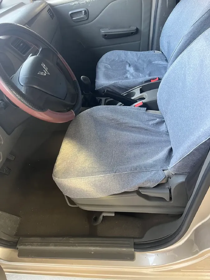 2016 WuLing RongGuang V 1.5L 112HP L4 5MT,autocango,china used car exporter,china ev exporter,chinese used car exporter,chinese used ev exporter