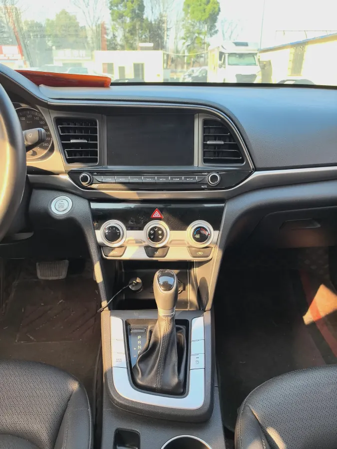 2019 Hyundai Elantra 1.5L 115HP L4 CVT,autocango,china used car exporter,china ev exporter,chinese used car exporter,chinese used ev exporter