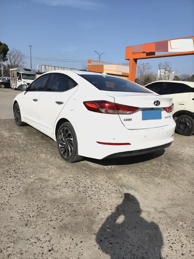 2019 Hyundai Elantra 1.5L 115HP L4 CVT,autocango,china used car exporter,china ev exporter,chinese used car exporter,chinese used ev exporter