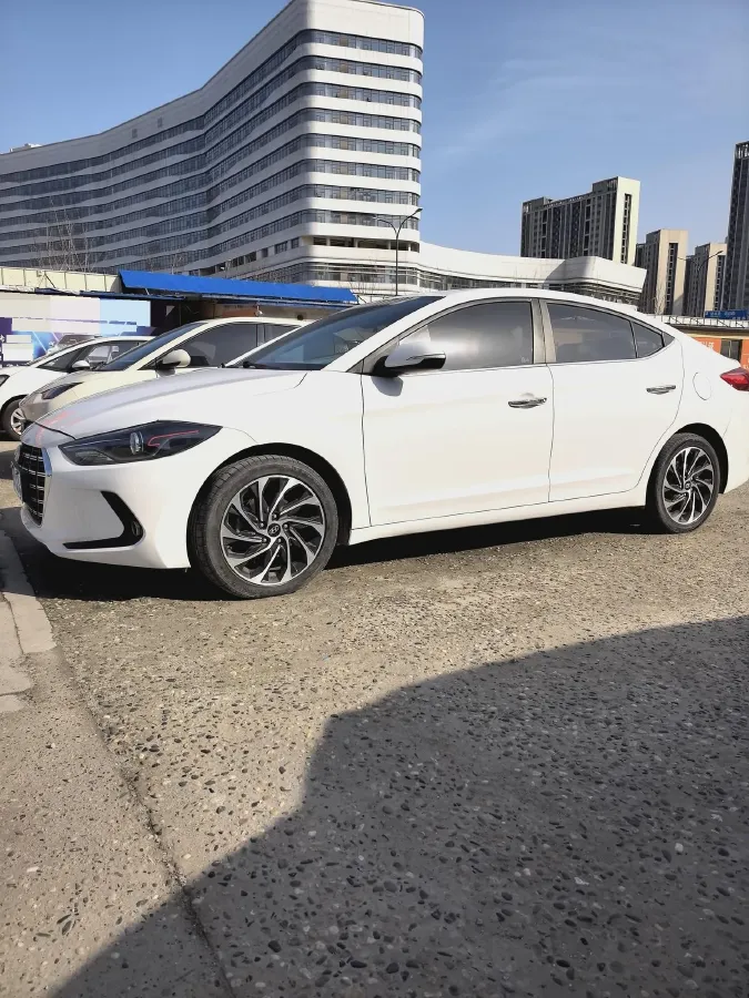 2019 Hyundai Elantra 1.5L 115HP L4 CVT,autocango,china used car exporter,china ev exporter,chinese used car exporter,chinese used ev exporter