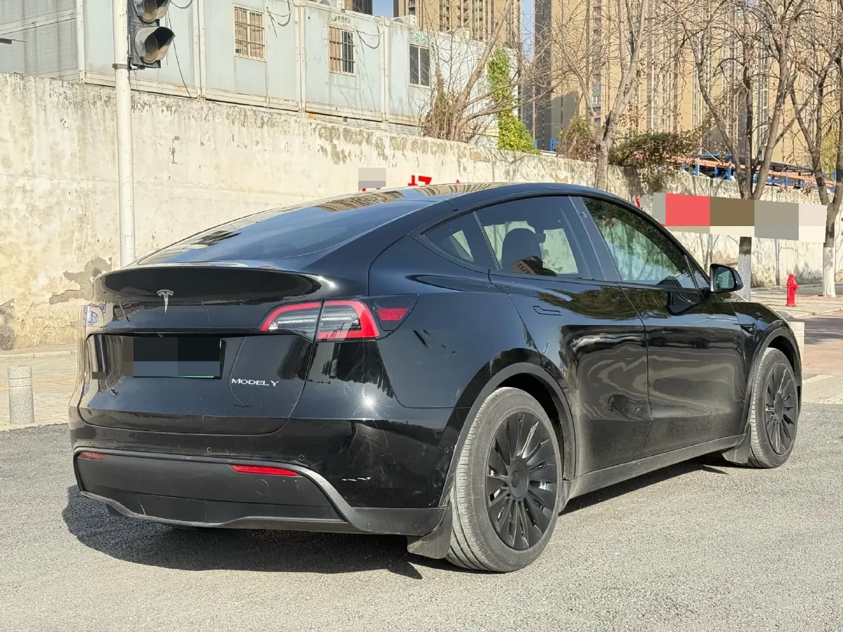 2022 Tesla Model Y BEV 60KWH,autocango,china used car exporter,china ev exporter,chinese used car exporter,chinese used ev exporter