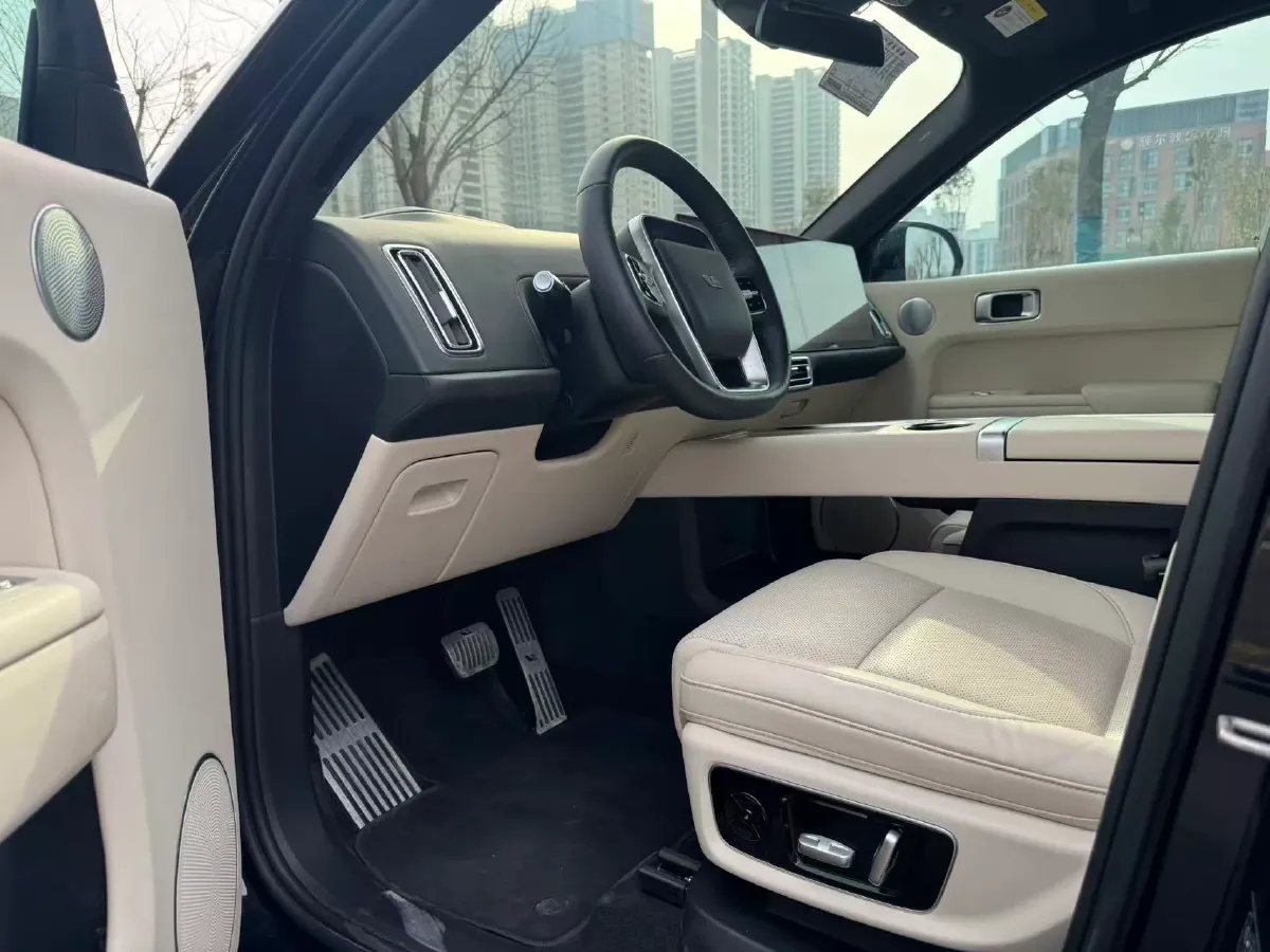 2022 Li L9 Range Extended 154HP REEV 42.6KWH,autocango,china used car exporter,china ev exporter,chinese used car exporter,chinese used ev exporter