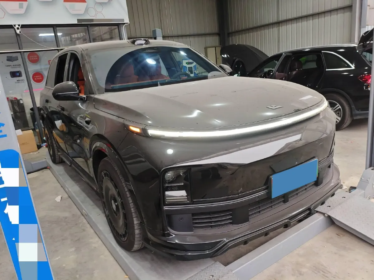 2022 Li L9 Range Extended 154HP REEV 42.6KWH,autocango,china used car exporter,china ev exporter,chinese used car exporter,chinese used ev exporter