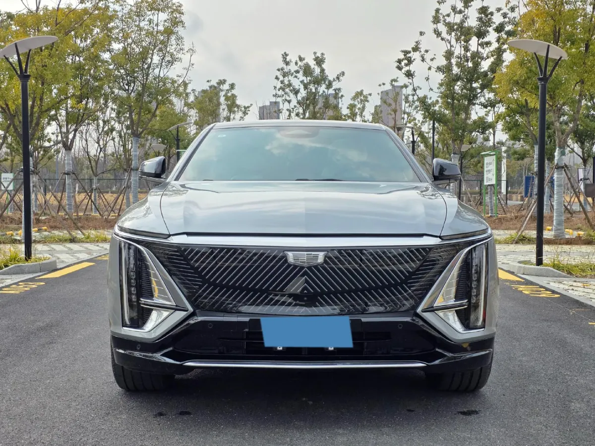 2024 Cadillac IQ Lyriq BEV 68.4KWH,autocango,china used car exporter,china ev exporter,chinese used car exporter,chinese used ev exporter