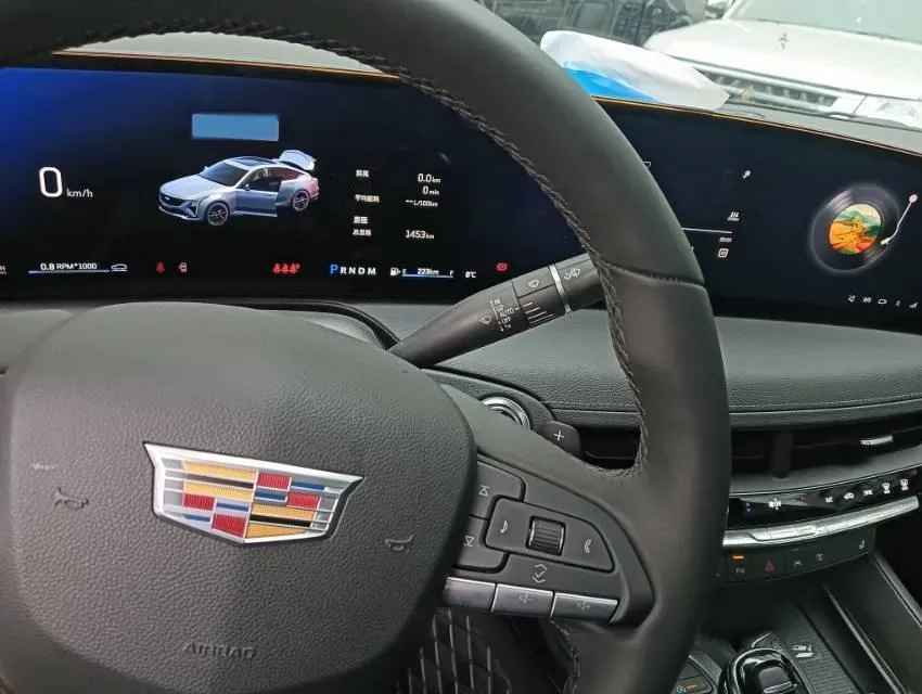 2025 Cadillac CT5 2.0T 237HP L4 10AT,autocango,china used car exporter,china ev exporter,chinese used car exporter,chinese used ev exporter