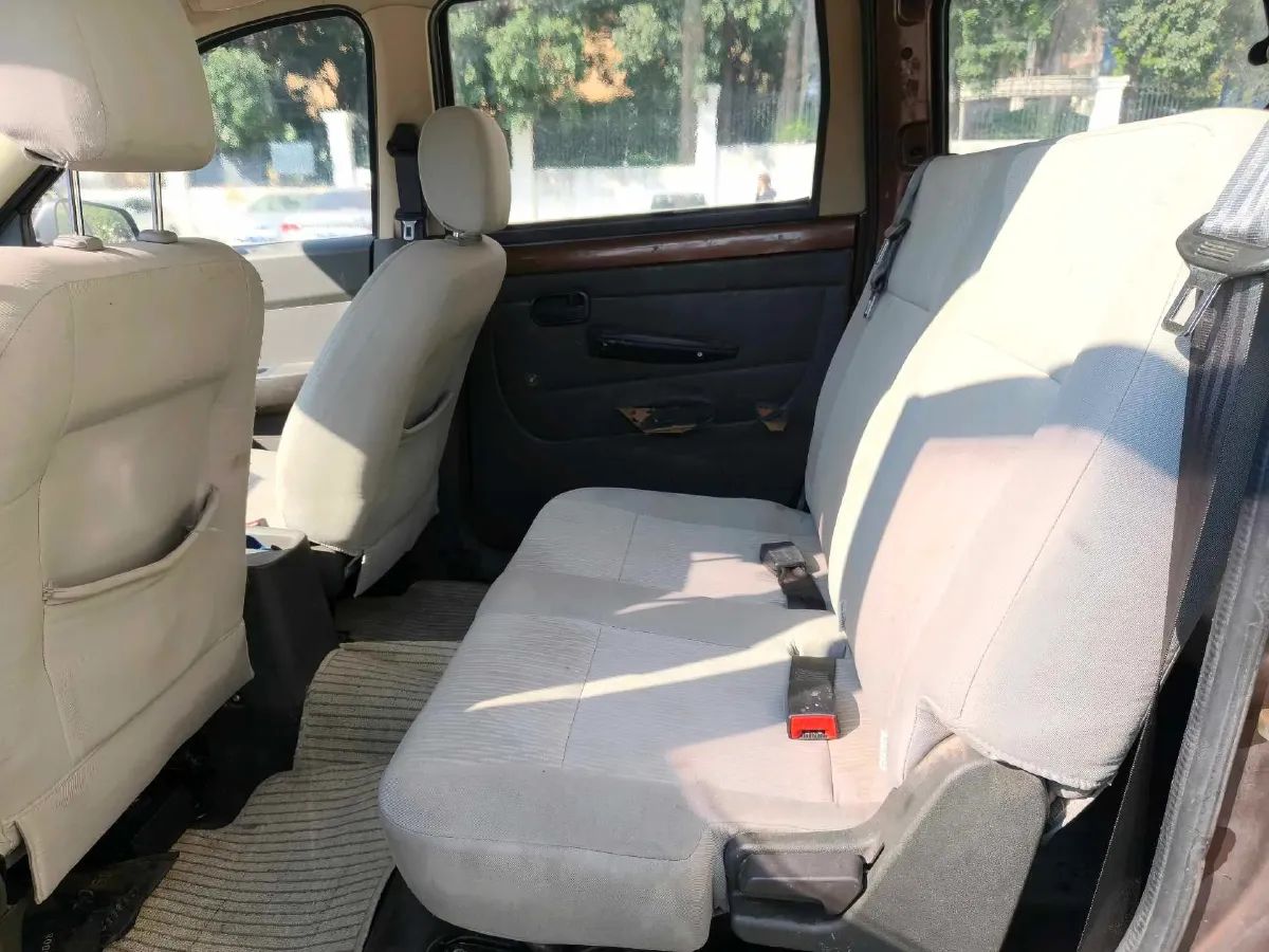 2015 WuLing HongGuang 1.5L 112HP L4 5MT,autocango,china used car exporter,china ev exporter,chinese used car exporter,chinese used ev exporter