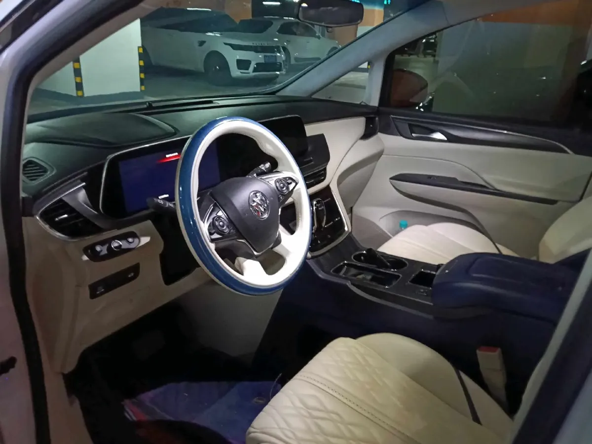 2022 Buick GL8 2.0T 237HP L4 9AT,autocango,china used car exporter,china ev exporter,chinese used car exporter,chinese used ev exporter