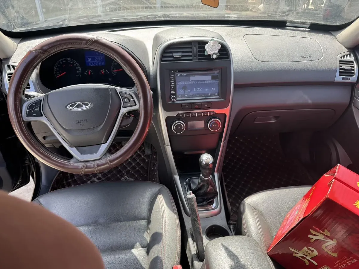 2015 Chery Tiggo 3 1.6L 126HP L4 5MT,autocango,china used car exporter,china ev exporter,chinese used car exporter,chinese used ev exporter