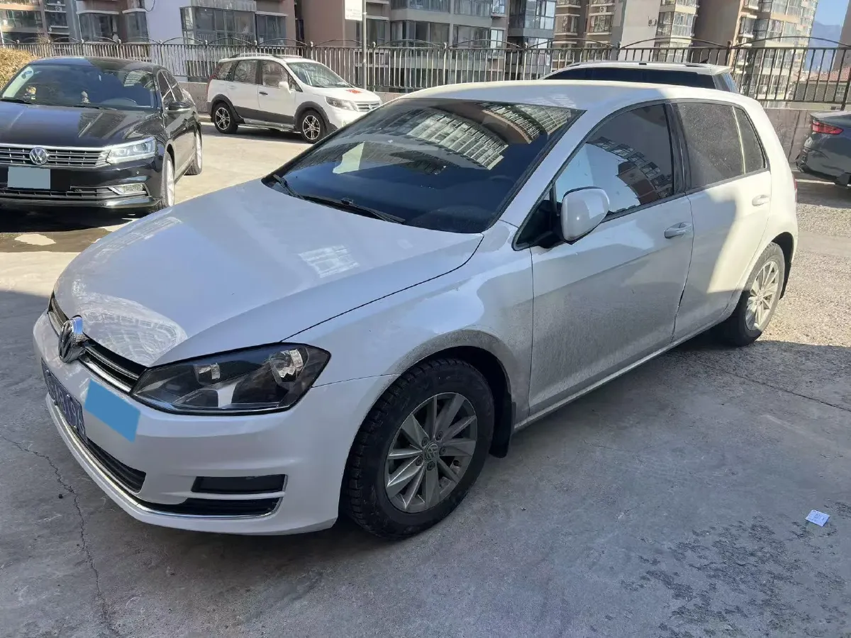 2017 Volkswagen Golf 1.6L 110HP L4 6AT,autocango,china used car exporter,china ev exporter,chinese used car exporter,chinese used ev exporter