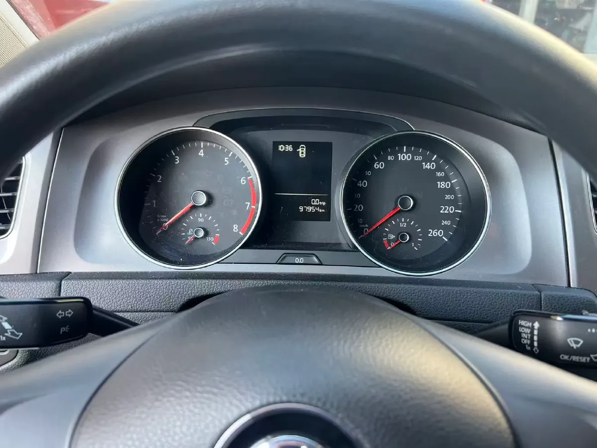 2017 Volkswagen Golf 1.6L 110HP L4 6AT,autocango,china used car exporter,china ev exporter,chinese used car exporter,chinese used ev exporter