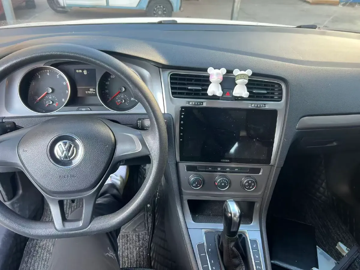 2017 Volkswagen Golf 1.6L 110HP L4 6AT,autocango,china used car exporter,china ev exporter,chinese used car exporter,chinese used ev exporter