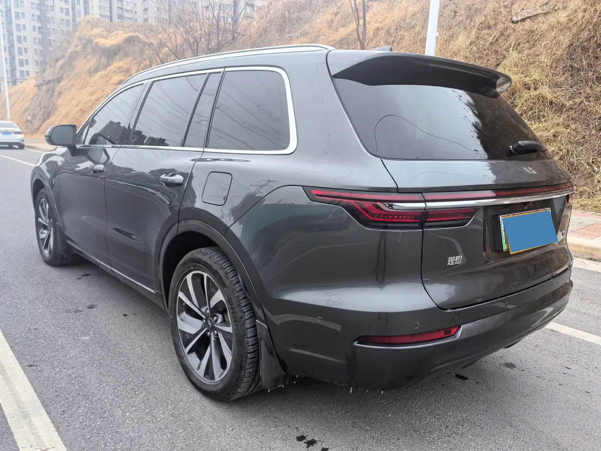 2021 Li ONE Range Extended 131HP REEV 40.5KWH,autocango,china used car exporter,china ev exporter,chinese used car exporter,chinese used ev exporter