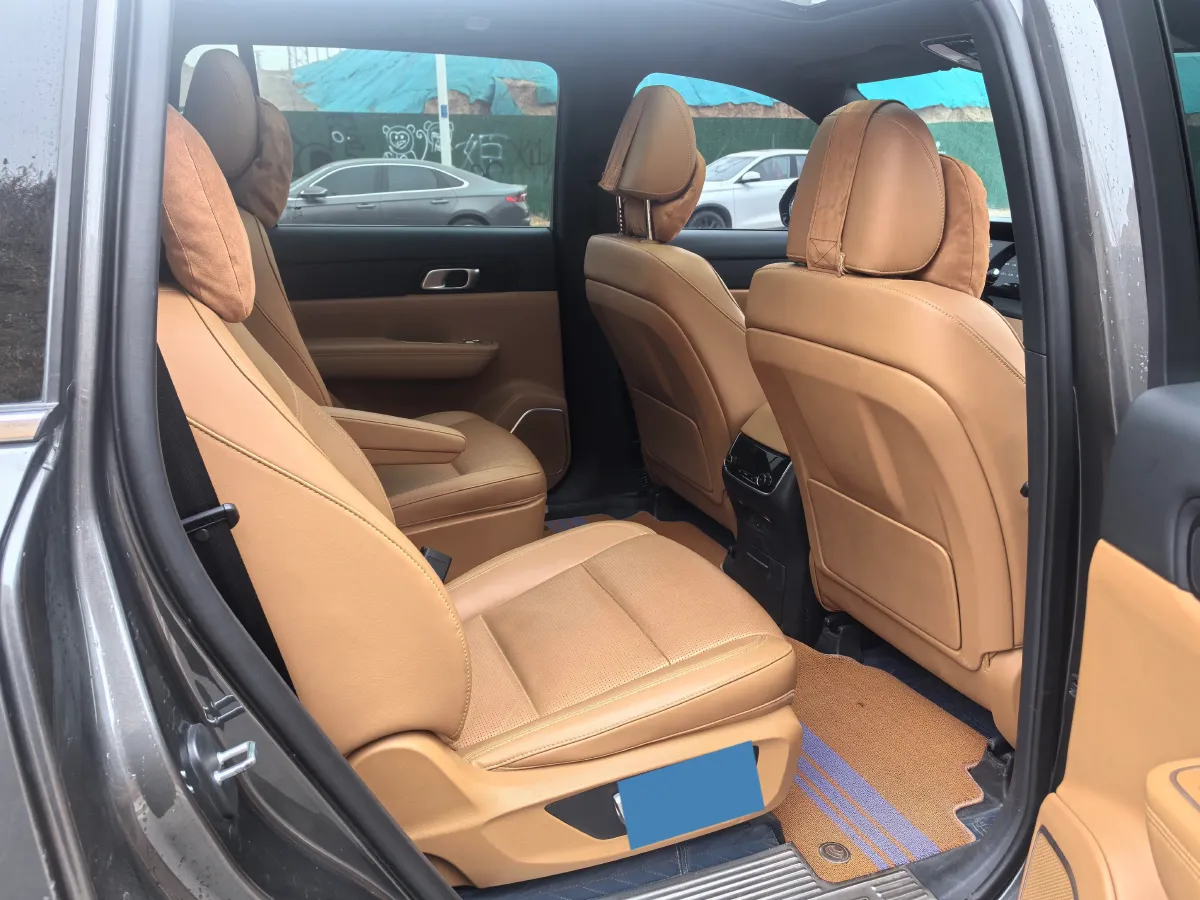 2021 Li ONE Range Extended 131HP REEV 40.5KWH,autocango,china used car exporter,china ev exporter,chinese used car exporter,chinese used ev exporter