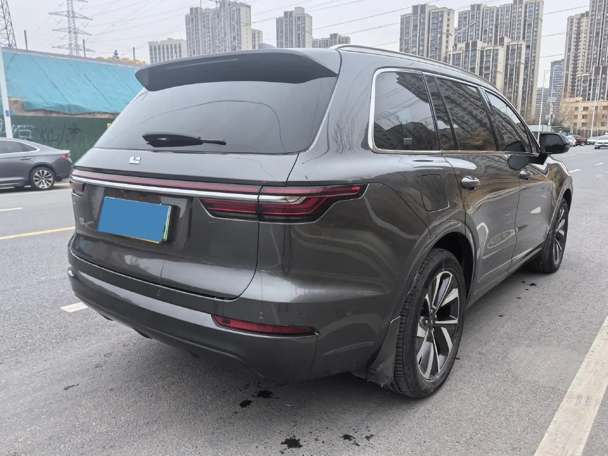 2021 Li ONE Range Extended 131HP REEV 40.5KWH,autocango,china used car exporter,china ev exporter,chinese used car exporter,chinese used ev exporter