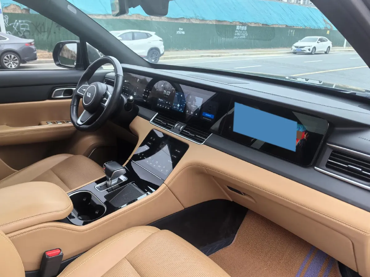 2021 Li ONE Range Extended 131HP REEV 40.5KWH,autocango,china used car exporter,china ev exporter,chinese used car exporter,chinese used ev exporter