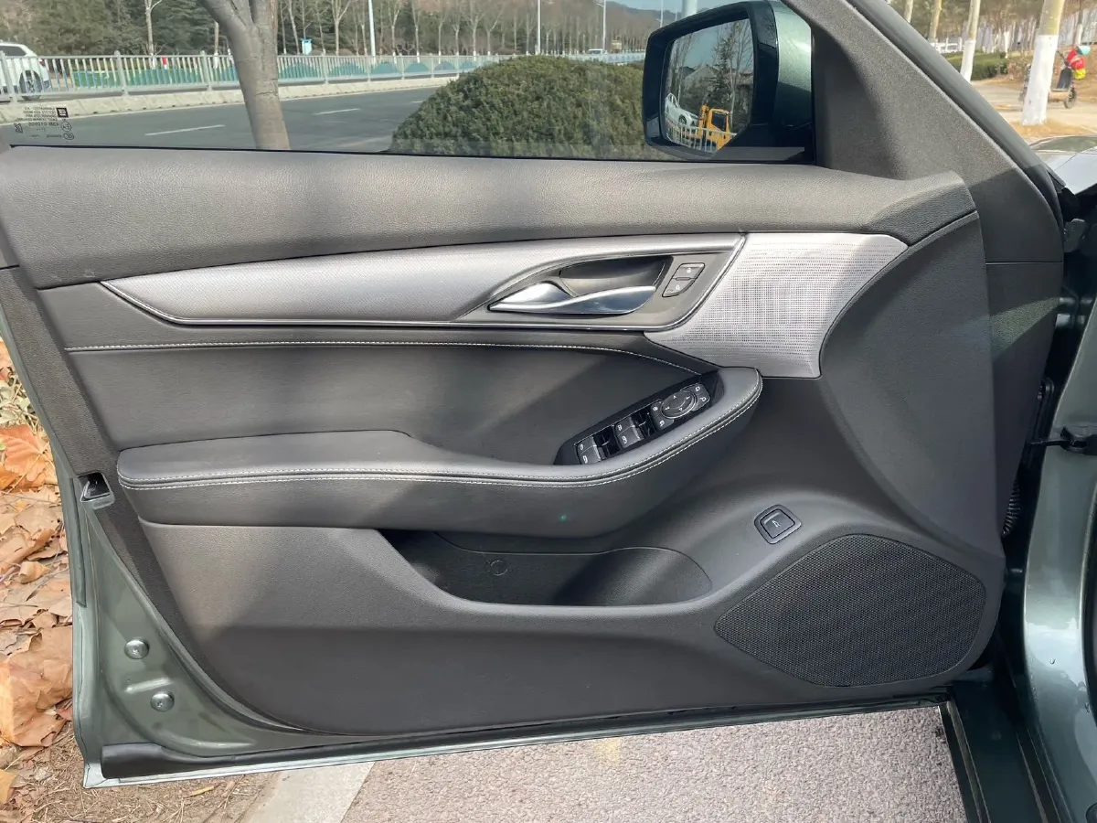 2022 Cadillac CT5 2.0T 237HP L4 10AT,autocango,china used car exporter,china ev exporter,chinese used car exporter,chinese used ev exporter