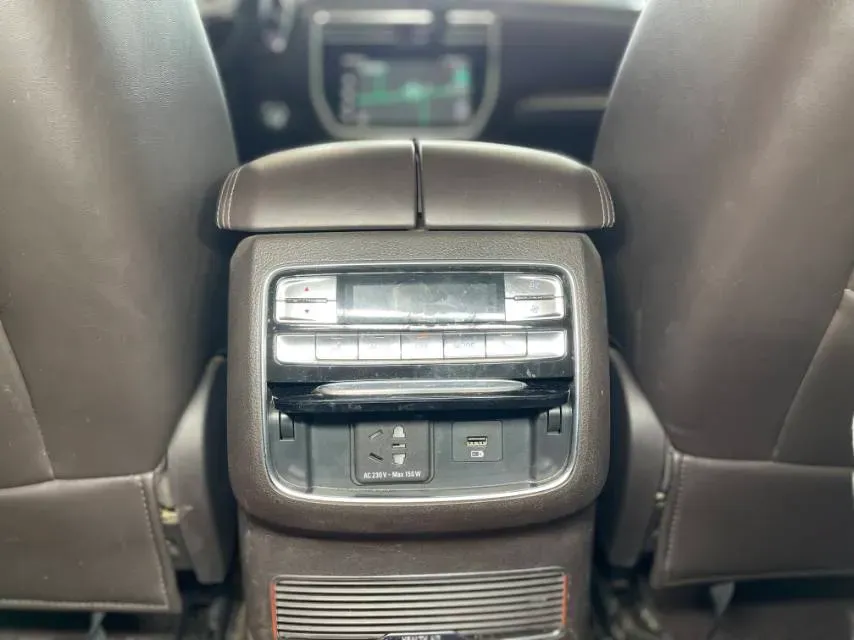 2018 Dongfeng JunFeng E17 BEV 49.93KWH,autocango,china used car exporter,china ev exporter,chinese used car exporter,chinese used ev exporter