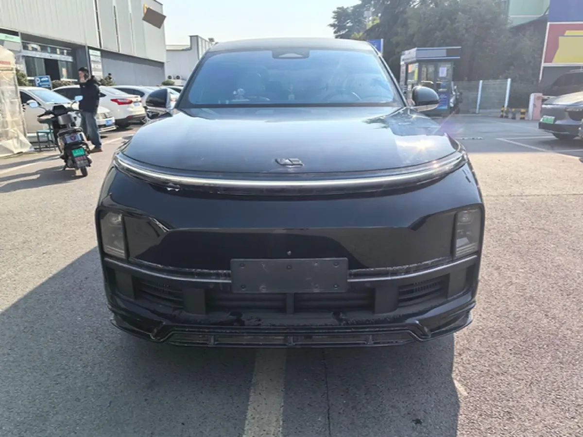 2023 Li L9 Range Extended 154HP REEV 42.6KWH,autocango,china used car exporter,china ev exporter,chinese used car exporter,chinese used ev exporter