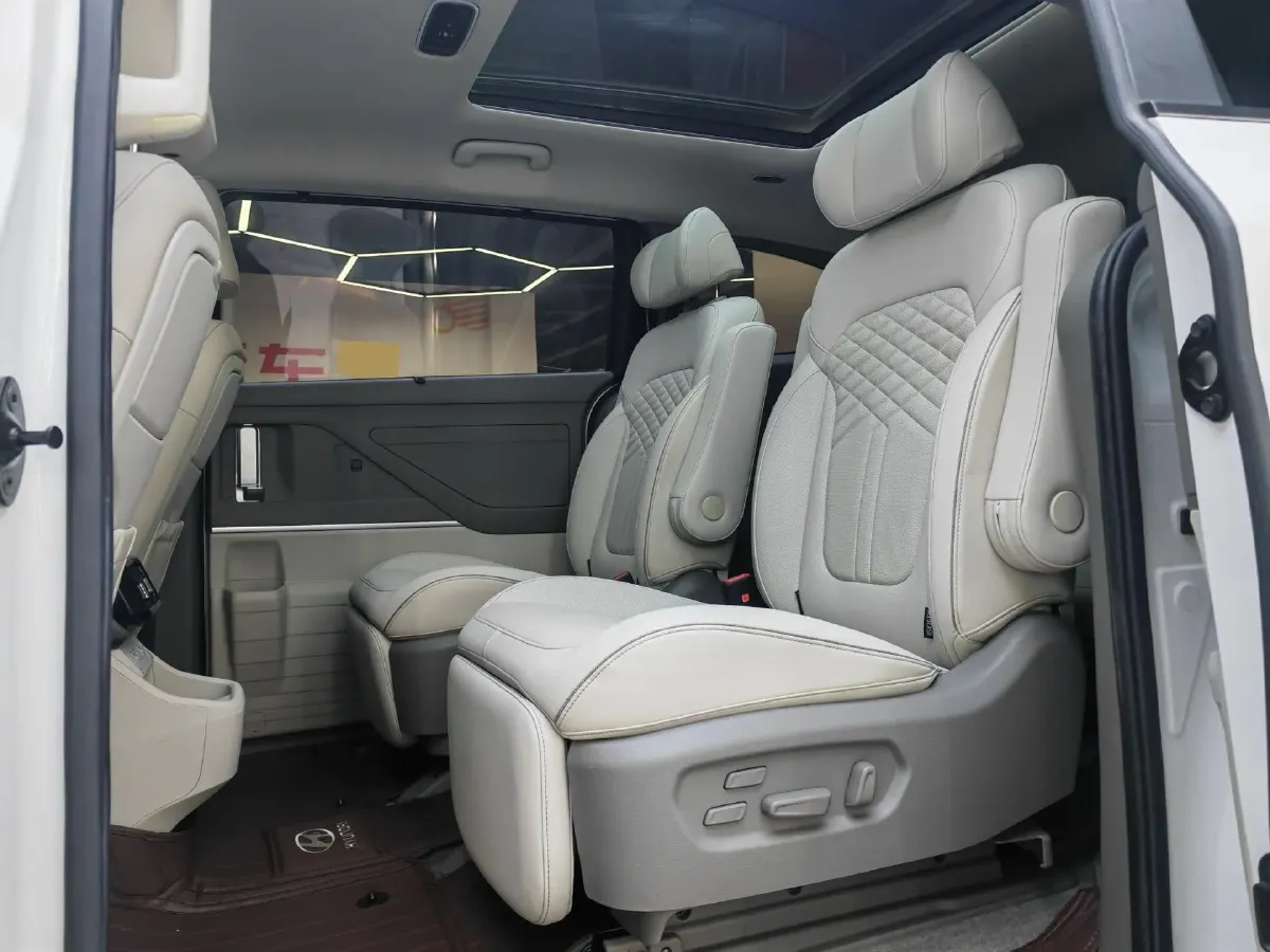 2021 Hyundai Custo 2.0T 236HP L4 8AT,autocango,china used car exporter,china ev exporter,chinese used car exporter,chinese used ev exporter