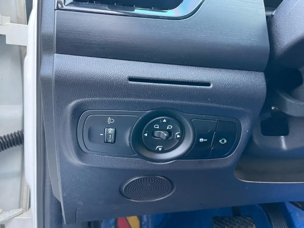 2021 Chery Tiggo 3x 1.5L 116HP L4 CVT,autocango,china used car exporter,china ev exporter,chinese used car exporter,chinese used ev exporter