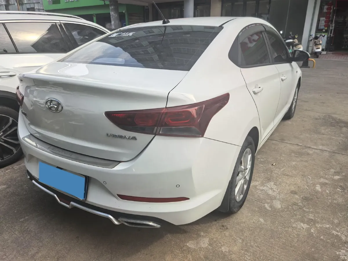 2016 Hyundai Verna 1.4L 100HP L4 6AT,autocango,china used car exporter,china ev exporter,chinese used car exporter,chinese used ev exporter