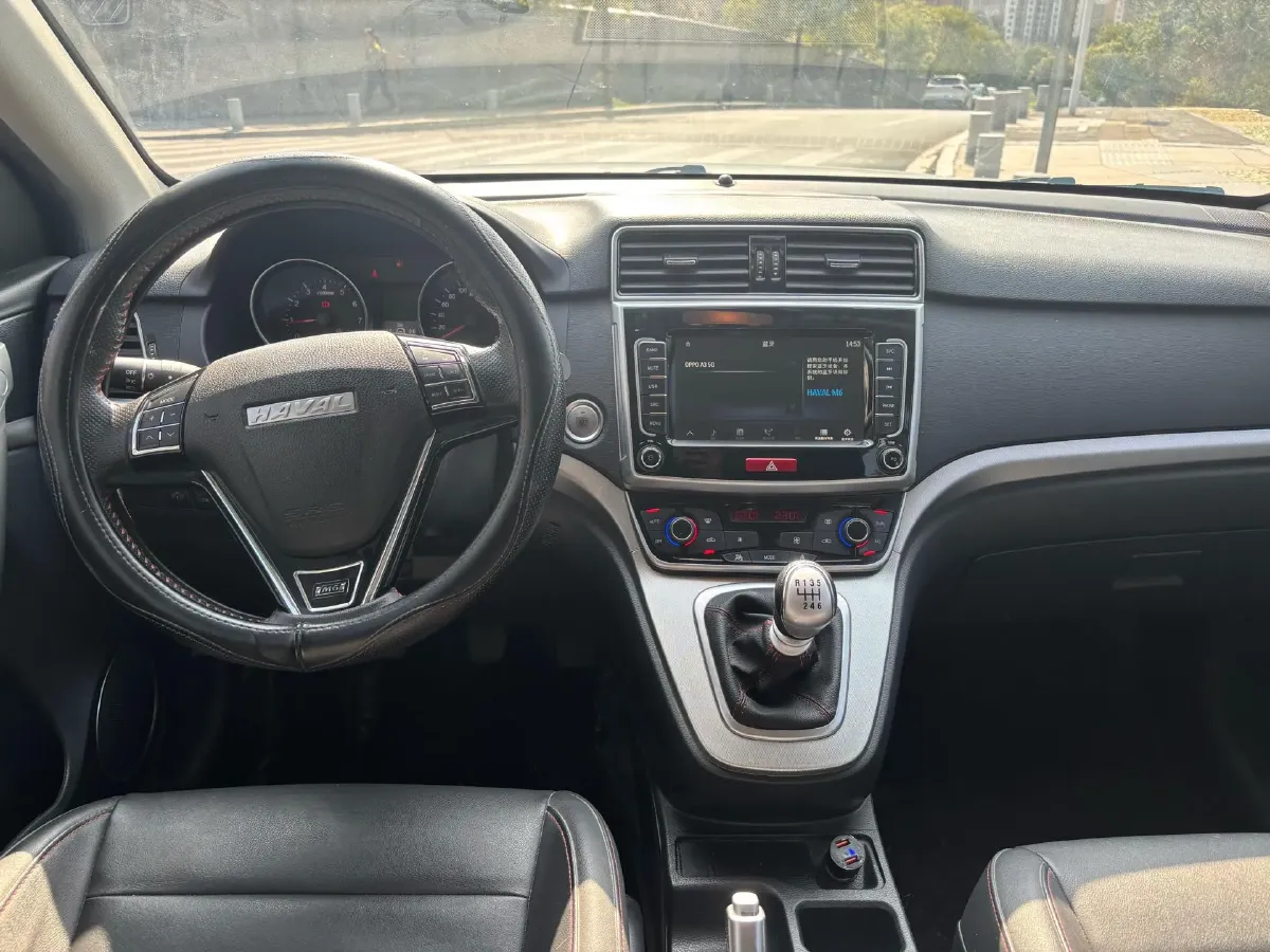 2019 Haval M6 1.5T 150HP L4 6MT,autocango,china used car exporter,china ev exporter,chinese used car exporter,chinese used ev exporter