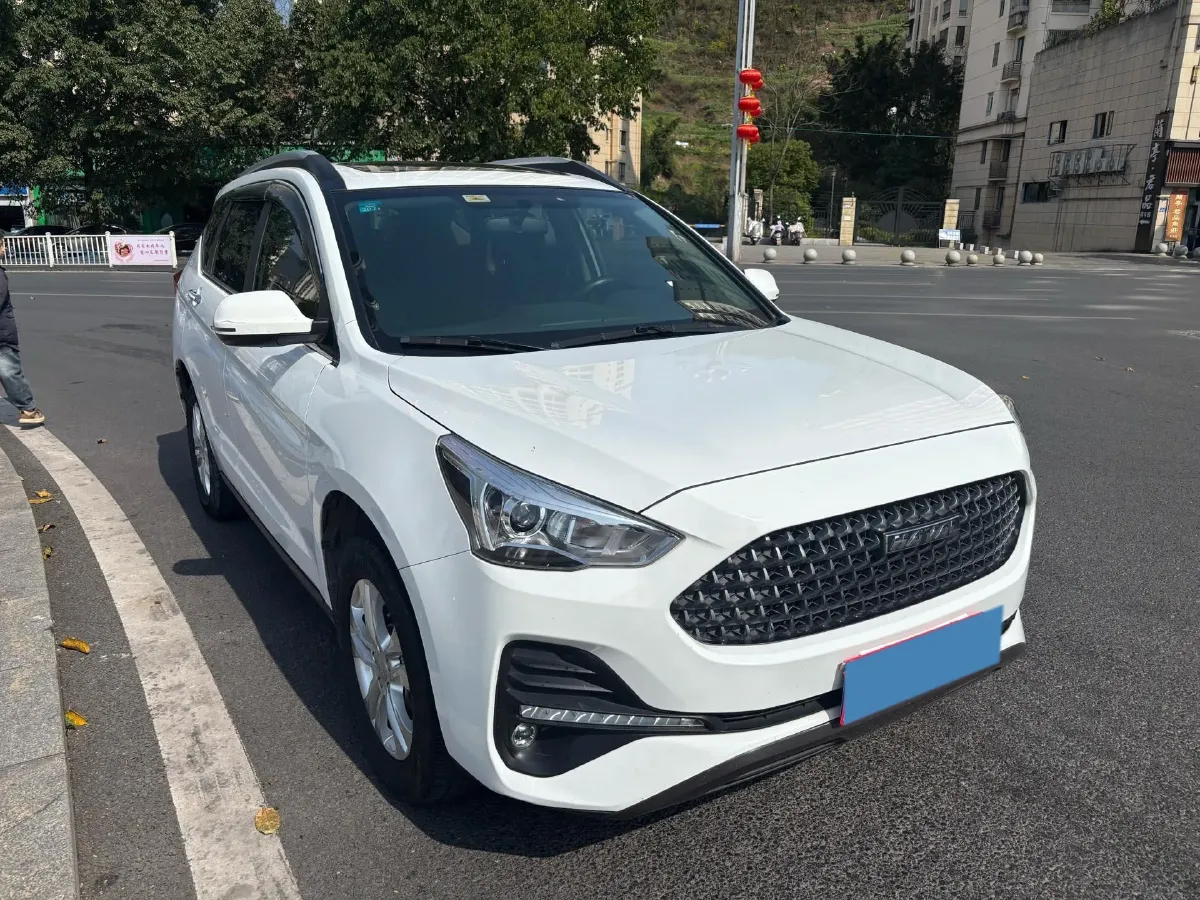 2019 Haval M6 1.5T 150HP L4 6MT,autocango,china used car exporter,china ev exporter,chinese used car exporter,chinese used ev exporter