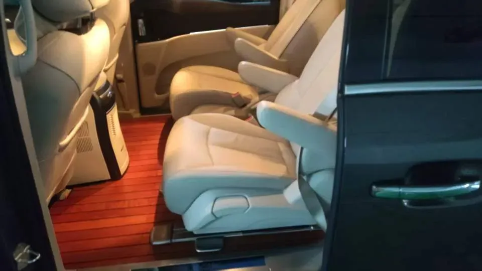 2021 Buick GL8 2.0T 237HP L4 9AT,autocango,china used car exporter,china ev exporter,chinese used car exporter,chinese used ev exporter