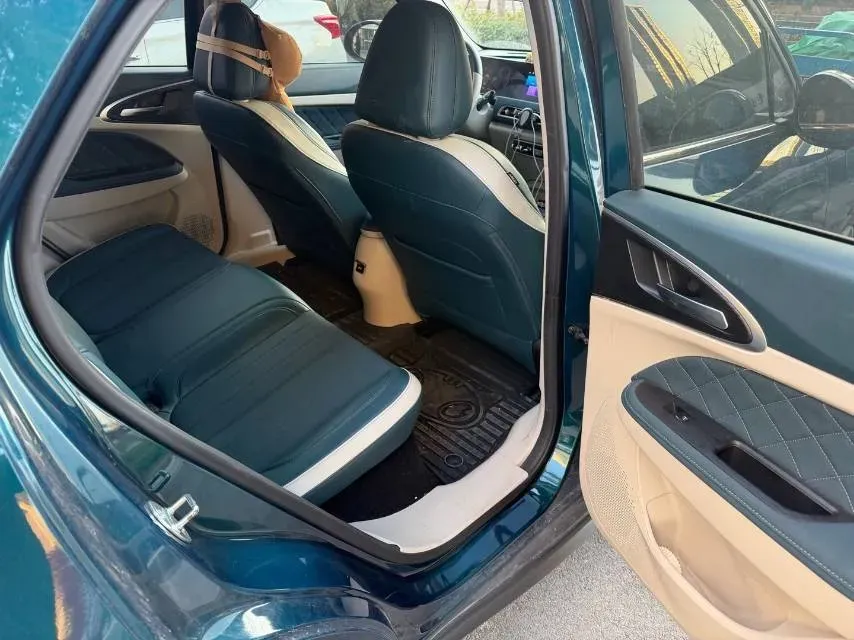 2022 ChangAn Oshan X7 Plus 1.5T 188HP L4 7DCT,autocango,china used car exporter,china ev exporter,chinese used car exporter,chinese used ev exporter