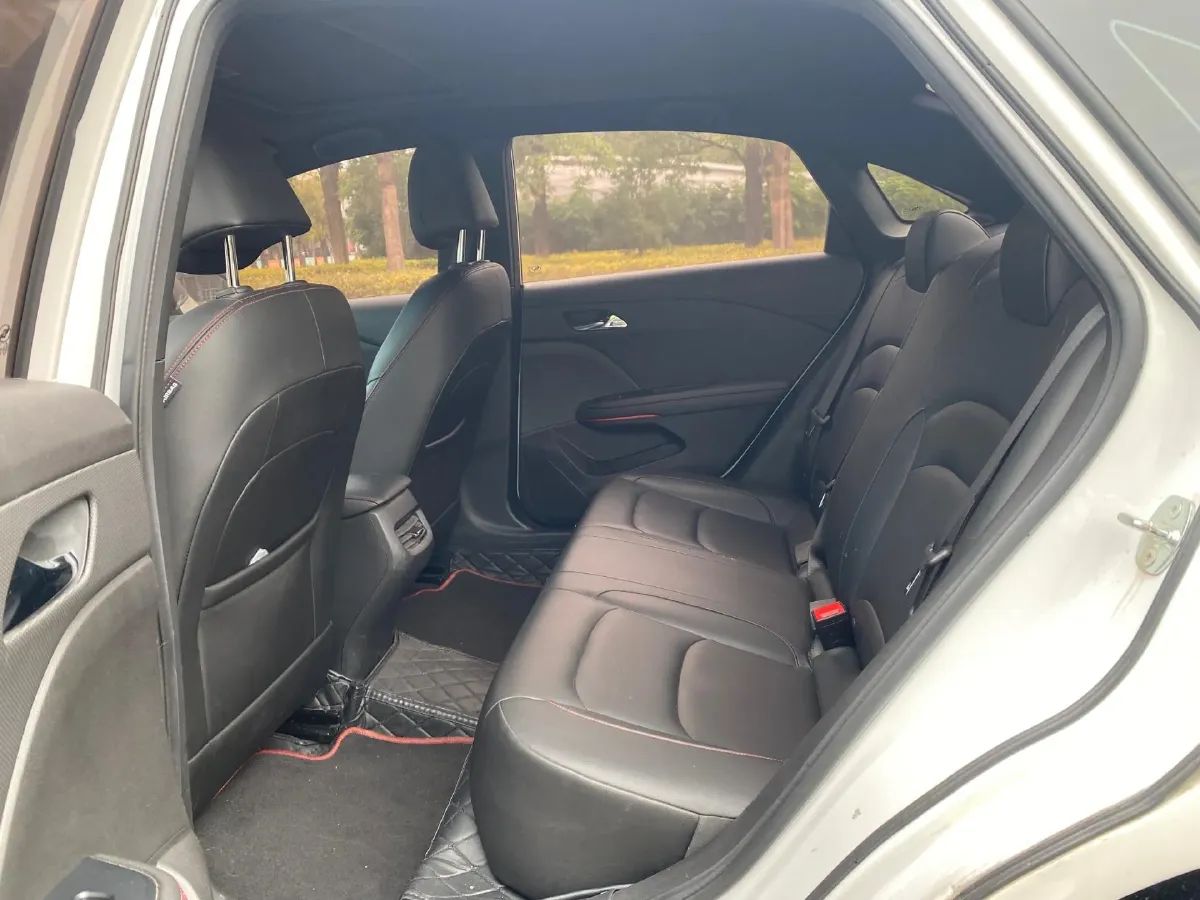 2019 Chevrolet Monza 1.3T 163HP L3 6AT,autocango,china used car exporter,china ev exporter,chinese used car exporter,chinese used ev exporter