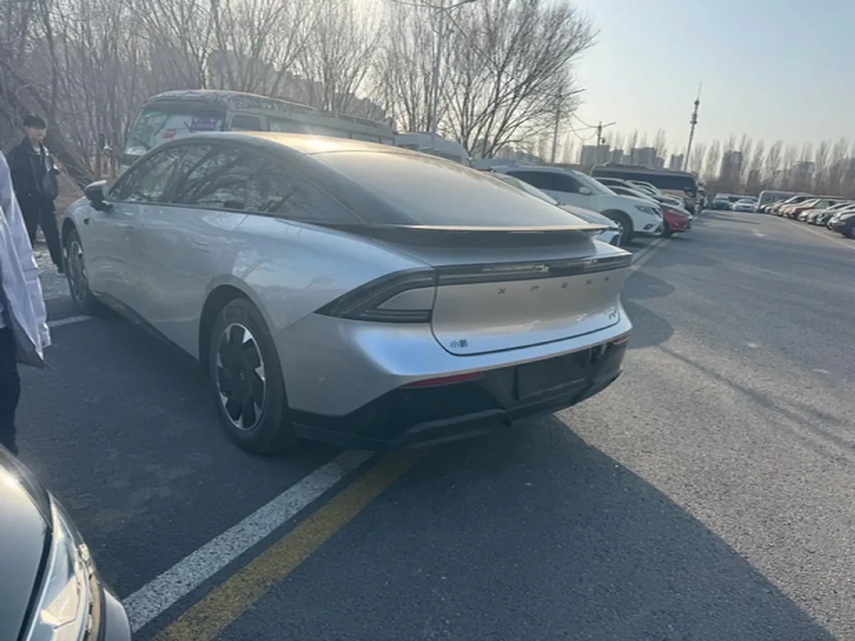 2024 Xpeng P7+ BEV 60.7KWH,autocango,china used car exporter,china ev exporter,chinese used car exporter,chinese used ev exporter