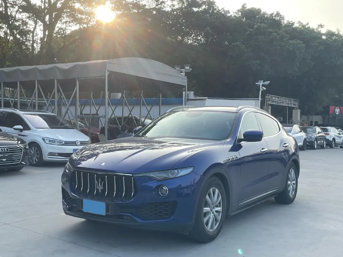 2018 Maserati Levante 3.0T 350HP V6 8AT,autocango,china used car exporter,china ev exporter,chinese used car exporter,chinese used ev exporter